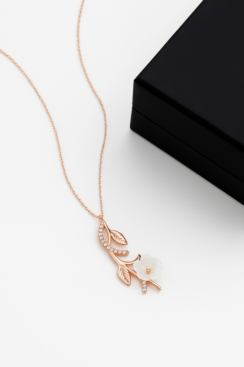 Dainty Magnolia Necklace