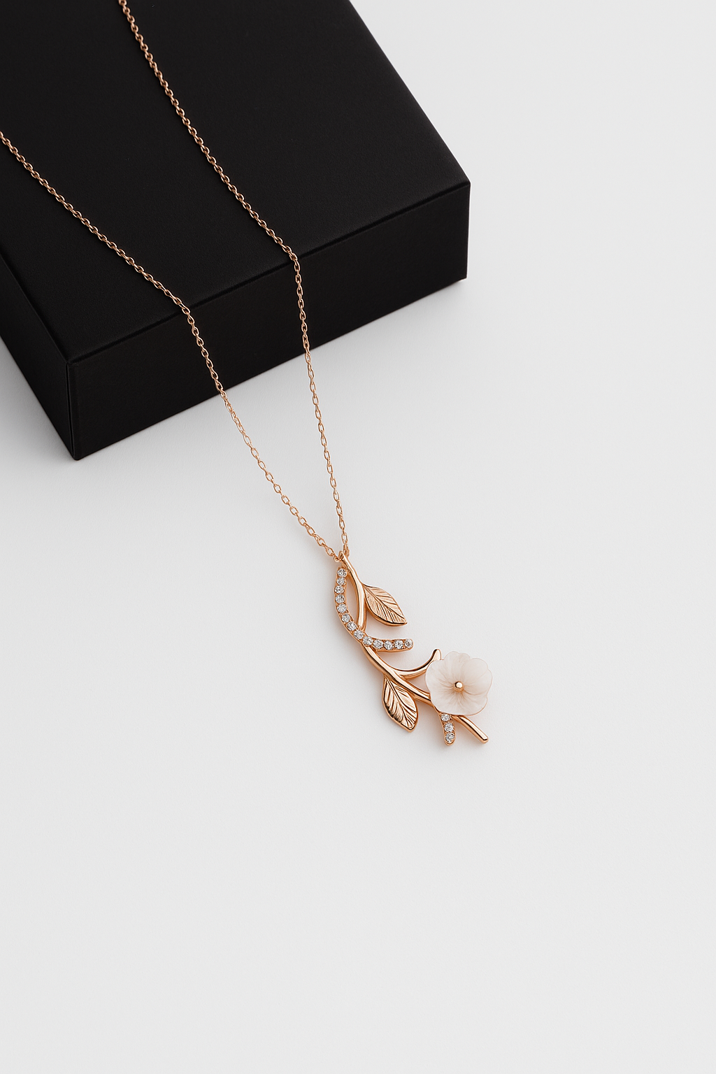 Dainty Magnolia Necklace